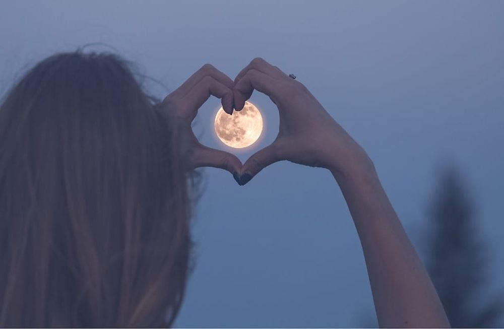 Horóscopo: los signos que serán beneficiados con la Luna Nueva en Cáncer