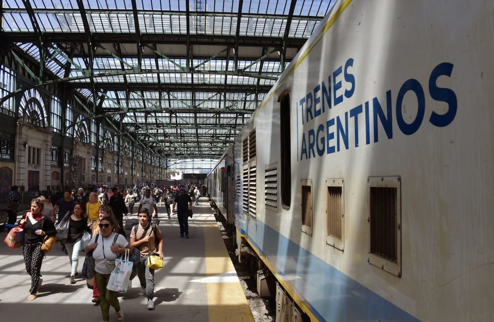Tren de larga distancia.  Ya se pueden comprar los boletos para marzo / Foto Gentileza.