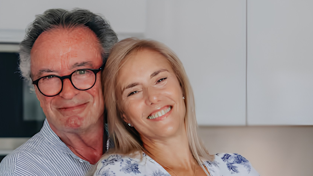 Oscar Martínez y Marina Borensztein disfrutan de su hogar en Marbella.&nbsp;