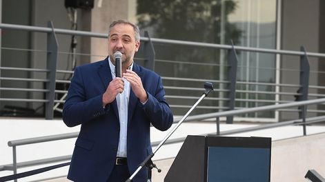 Los Andes | Inauguración del nuevo edificio de oficinas y locales en el Torreón, ubicado en calle Rawson 2600 de luzuriaga Maipú.El intendente de Maipú Matias Stevanato.