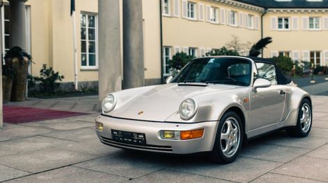 El famoso Porche 911 que perteneció a Maradona.