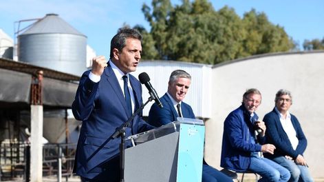 El ministro de Economía, Sergio Massa, habló sobre política partidaria durante un acto con ganaderos. Foto: Twitter Sergio Massa