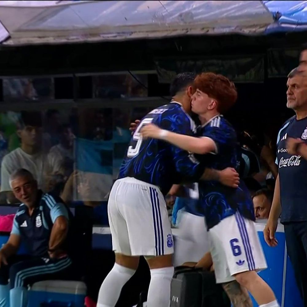 Valentín Barco reemplazo en el complemento a Leandro Paredes. El Colo parece tener un lugar asegurado en la lista definitiva de la Selección Nacional. 