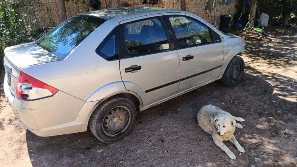 El auto de pareja detenida por robo. Gentileza Ministerio de Seguridad. 