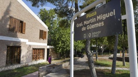 Los Andes | Inseguridad en el barrio Arizu, de Godoy Cruz. | Foto: Orlando Pelichotti / Los Andes