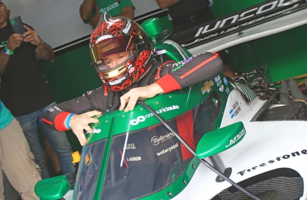 El monoplaza del Juncos Racing giró en el Gálvez.