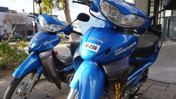 Por burocracia: el Gobierno tardó nueve años en recibir motos para la policía donadas por la comunidad de Alvear