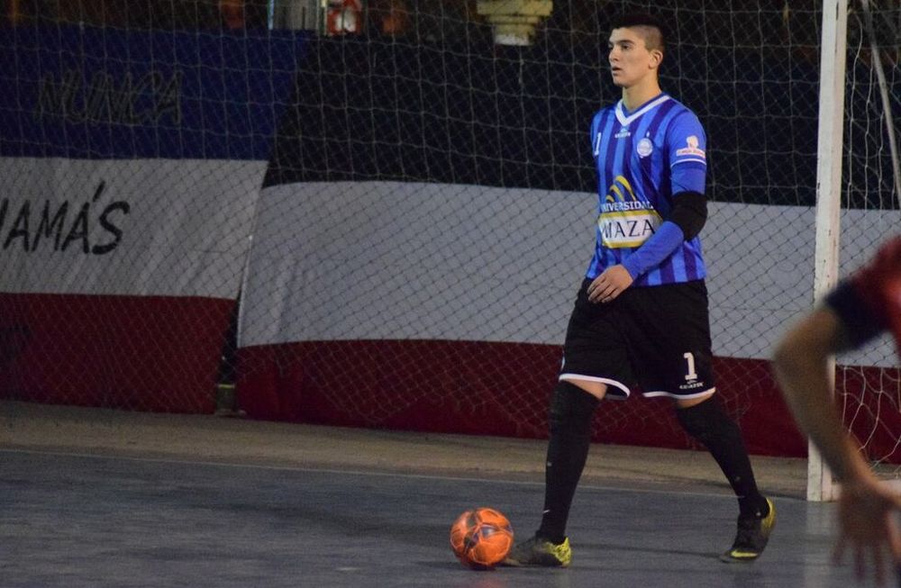 Futsal: empate en la máxima, victorias en el ascenso