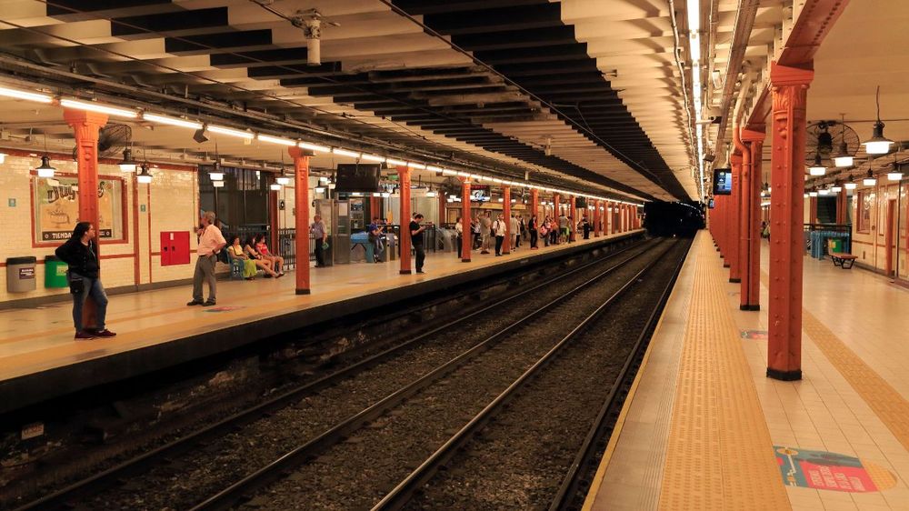 Murió un hombre tras ser arrollado por una formación de la línea A del subte en Almagro.