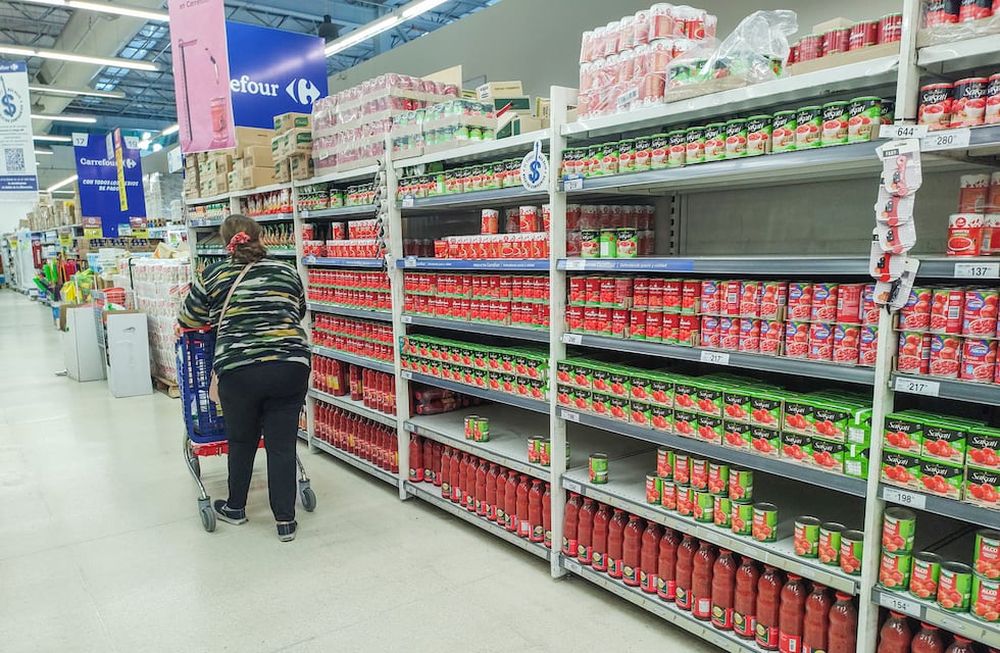 Una familia necesitó en abril casi 100 mil pesos para adquirir la Canasta Básica Alimentaria y no caer en la indigencia. Foto: Mariana Villa / Los Andes