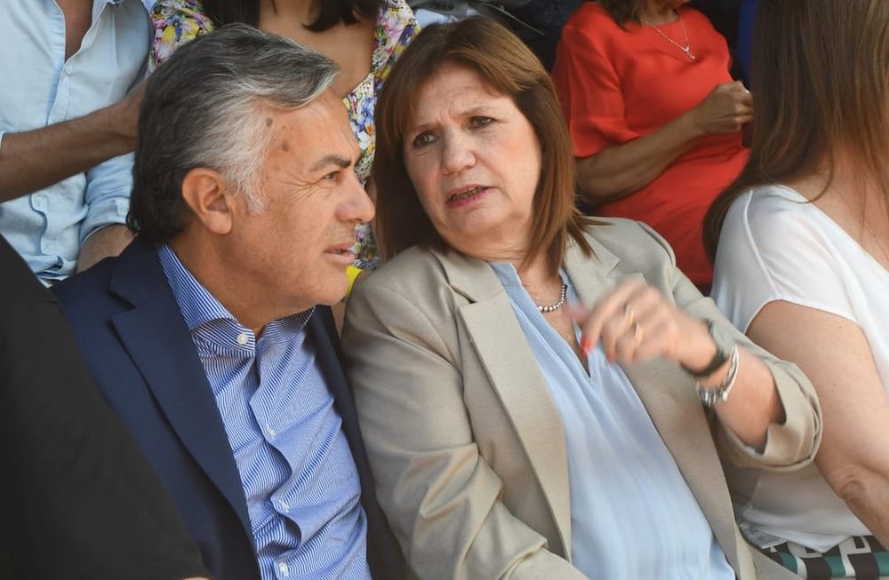 Alfredo Cornejo y Patricia Bullrich durante la Vendimia (Foto: José Gutiérrez / Los Andes)