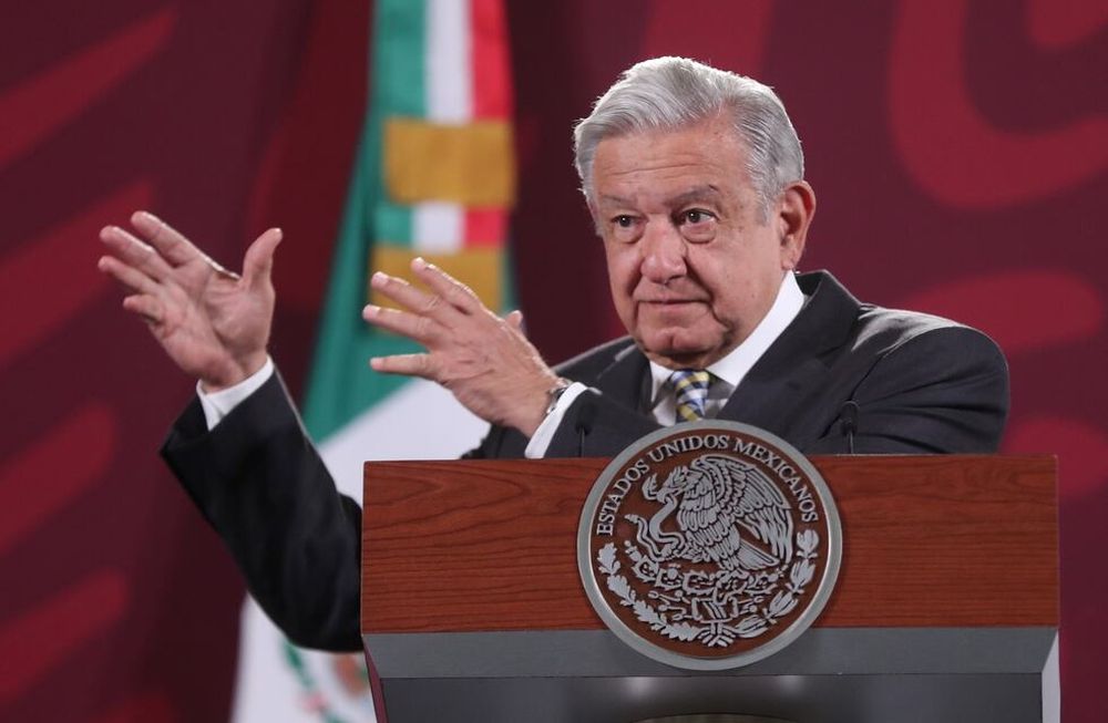 El oficialismo tiene más chances de ganar en México, sostenido en la imagen del presidente Andrés Manuel López Obrador. Foto: EFE / Sáshenka Gutiérrez