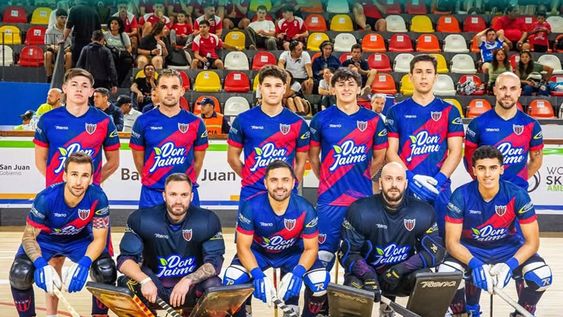 Hockey Patín. Plantel completo del club Andes Talleres de Mendoza, que fue campeón Panamericano 2025