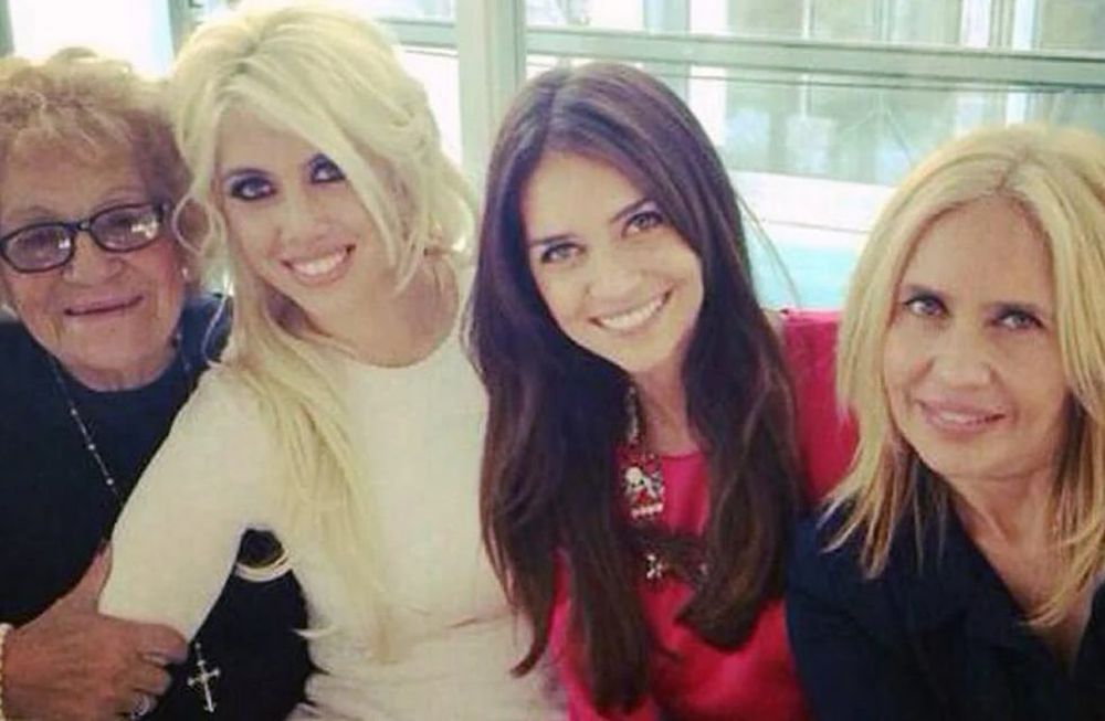 La madre de Wanda y Zaira Nara también vende las famosas “maquinitas” mágicas