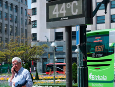 Un termómetro marcó 44 º C el pasado miércoles en Bilbao.