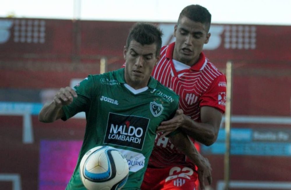 En un duelo de necesitados, Sarmiento se impuso ante Unión
