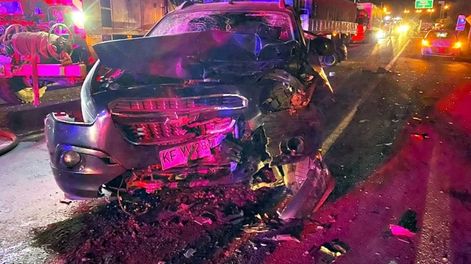 Impactó contra una camioneta Toyota modelo Rav4 y el otro Chevrolet Spin - Foto Los Andes online de Chile