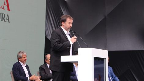 Los Andes | Mario González, presidente de Coviar durante el discurso del eventos. Foto: Nicolás Guevara / Los Andes