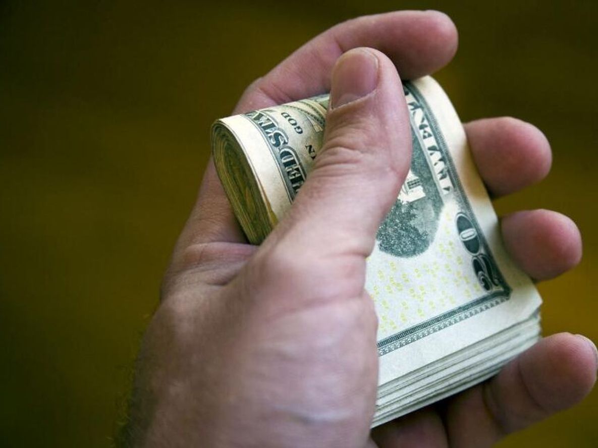 El mercado oficial tuvo un impulso inicial de 0,18 pesos en las operaciones cambiarias en comparación con la apertura del miércoles (Foto Archivo).