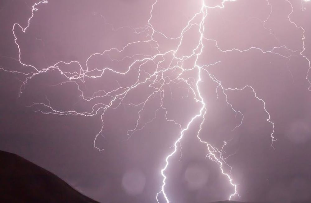 Cayeron más de 61 mil rayos en dos horas.