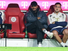 Bayern Munich se preocupa por la salud de su entrenador Vincent Kompany.