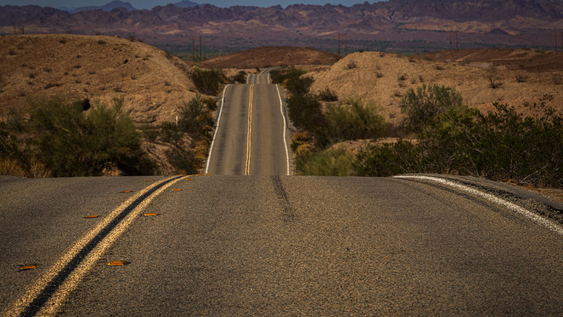 Río de Colinas, la carretera icónica que cobra vida en Una batalla tras otra.