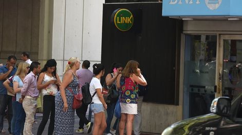 Buenas noticias de Anses: quiénes cobrarán hasta $53.000 en marzo sin trámites y de manera automática - Archivo / Los Andes