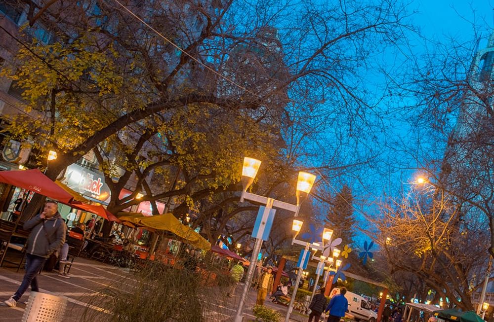 Artistas mendocinos homenajearán a un grande: Marciano Cantero