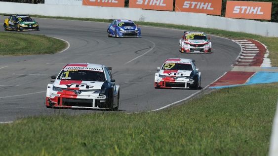 En el siguiente video, disfrutá de las mejores imágenes que dejó la tercera fecha del Súper TC2000 en el “Oscar Cabalén” de Alta Gracia.