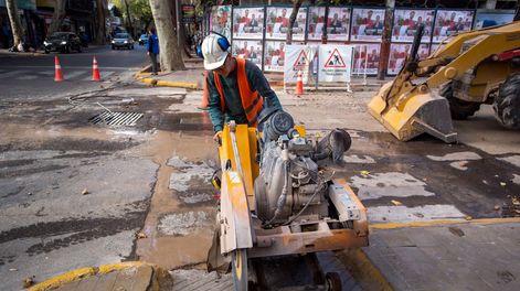 Comenzó la puesta en valor de un nuevo tramo de calle San Juan