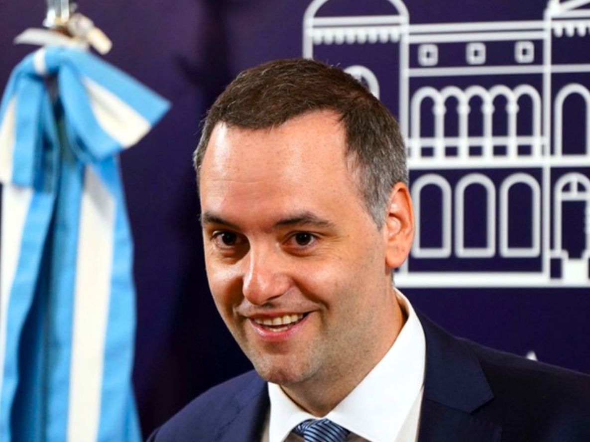 Una de las jubiladas “acreedoras” de Adorni tramitó un beneficio cultural en CABA.