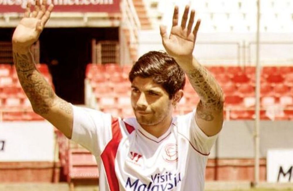 Ever Banega fue presentado en el Sevilla
