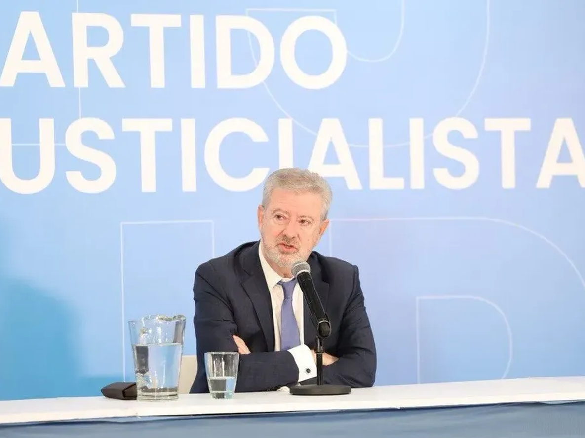 El abogado de Cristina Kirchner aseguró que la ex presidenta no se va a fugar como hicieron otros