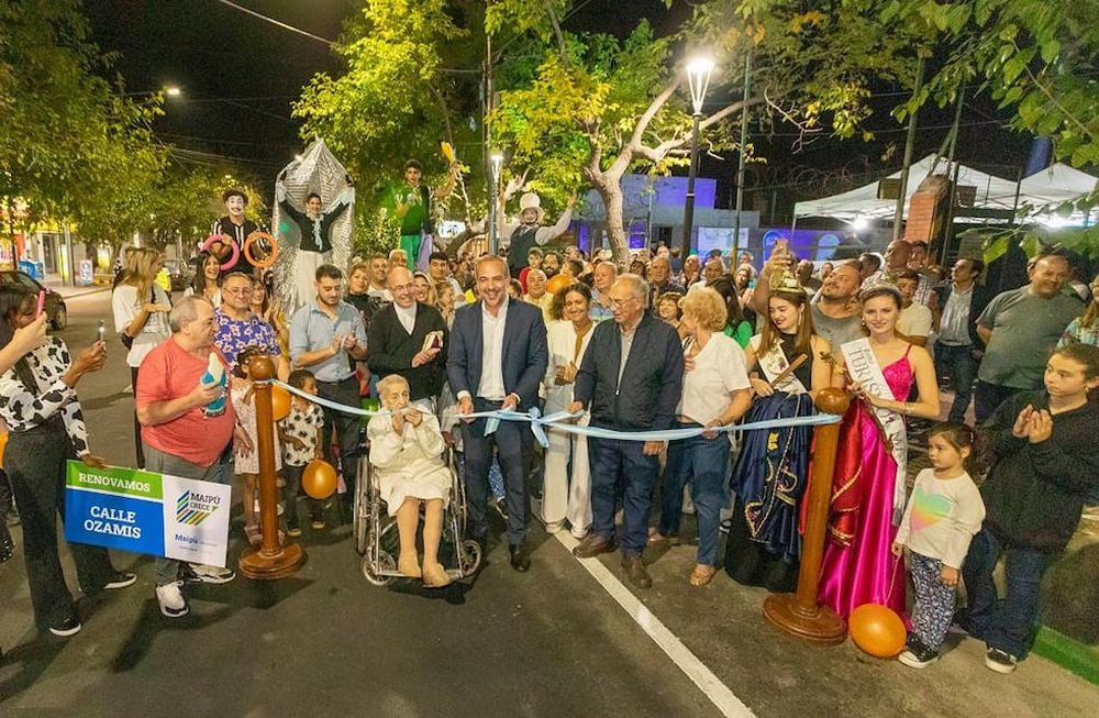 Stevanato hace 400 obras para los vecinos.
