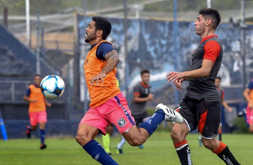 Maipú - Independiente: los dos, sin grandes diferencias