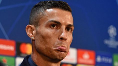 El portugués Cristiano Ronaldo no tiene garantizada su continuidad en la Juventus. / archivo