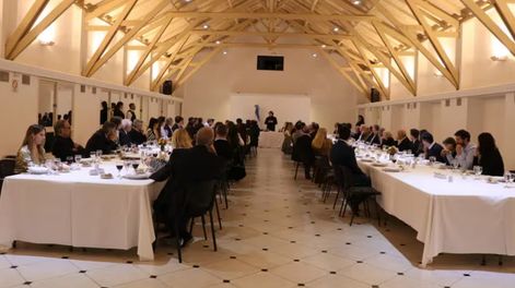 Milei y los 87 diputados que apoyaron el veto a la reforma jubilatoria compartieron un asado en Olivos