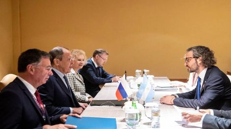 Los Andes | Cafiero mantuvo una reunión bilateral con el ministro de Asuntos Exteriores de la Federación de Rusia, Serguéi Lavrov, a quien le pidió el cese del fuego contra Ucrania.