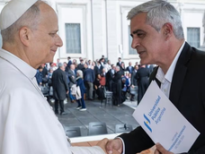 Qué dice la carta que le entregaron las universidades al papa León XIV&nbsp;