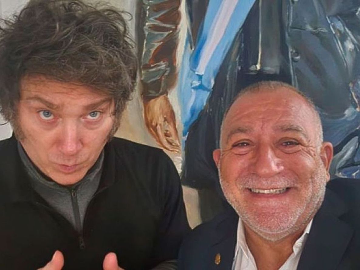 El cordobés Luis Juez junto al presidente Javier Milei.