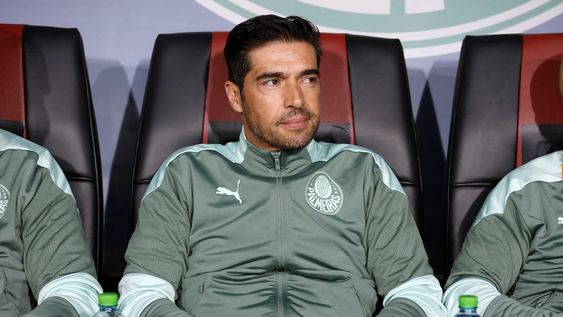 Abel Ferreira, nuevamente en el banquillo de los acusados. Esta vez, por la Asociación de Árbitros de Brasil.