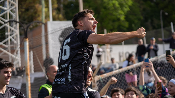 Fermín Antonini convirtió el gol que le dio el pase a la final a Gimnasia y Esgrima