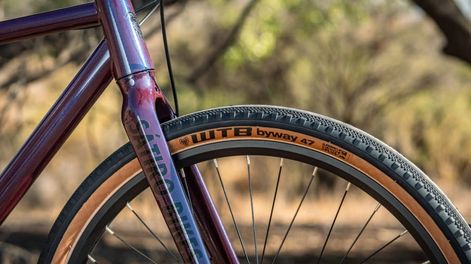 Los Andes | Reutilizar ruedas de bicicleta para crear una lámpara