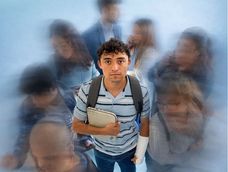 Los adolescentes y lo que callan, es un musical que tiene algo de comedia y de drama. Los adolescentes y lo que callan, es un musical que tiene algo de comedia y de drama.