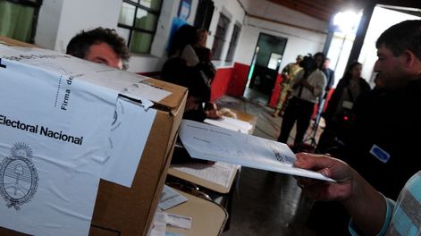 Semana clave para el armado de frentes electorales - Por Leandro Boyer