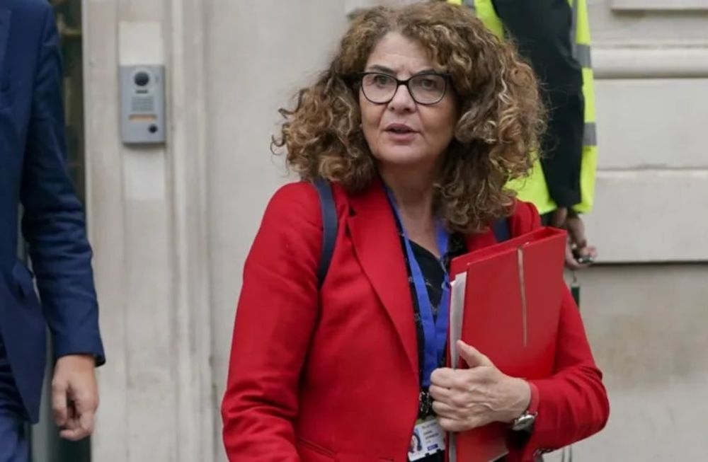 La ministra de Policía británica Dame Diana Johnson sufrió el robo de su bolso mientras asistía a un evento en el hotel Chesford Grange.