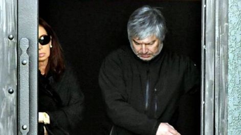 La reina Cristina, el gordo Lanato y la invasión de los elefantes