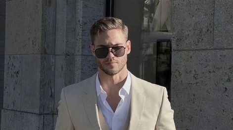 ¿Cómo elegir el traje ideal para una boda o evento social? Los tips infalibles para no desalinear.