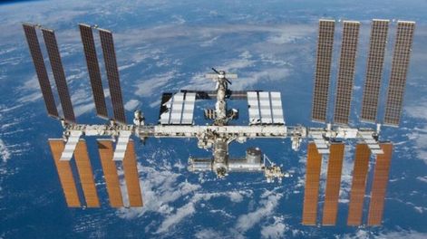 La Estación Espacial Internacional está destinada a ser un laboratorio, observatorio y fábrica en la órbita terrestre baja.