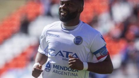 El Morro García, reconocido en los premios de la Superliga